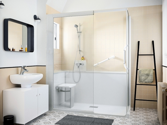 Cabine de douche adaptée pour les personnes à mobilités réduite & Séniors.